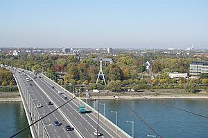 Blick von Gondel der Kölner Seilbahn