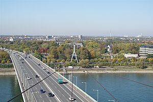 Blick von Gondel der Kölner Seilbahn