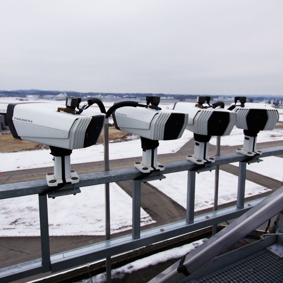 Several Panomera® Multifocal cameras cover a large area. 