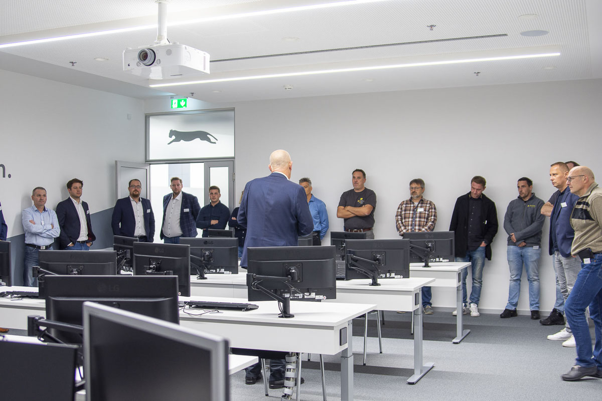 Dallmeier Partner Days October 2022 - Guided Tour Training Room